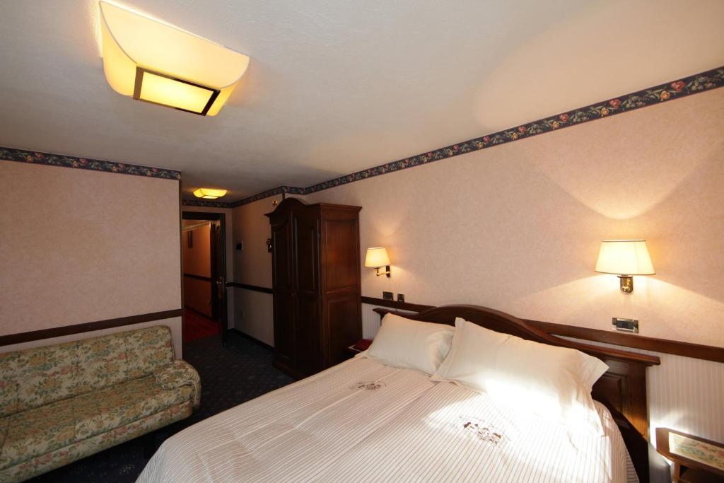 Hotel Petit Prince Antagnod Pokoj fotografie