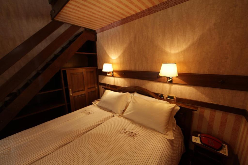 Hotel Petit Prince Antagnod Pokoj fotografie
