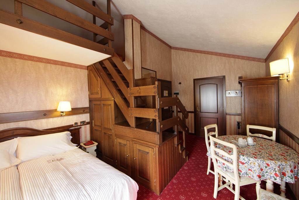Hotel Petit Prince Antagnod Pokoj fotografie